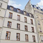 Boutiques Apartments Paris
