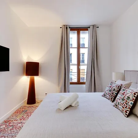 Apartment Boutiques *