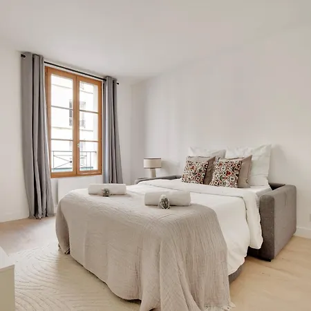 Apartment Boutiques Paris