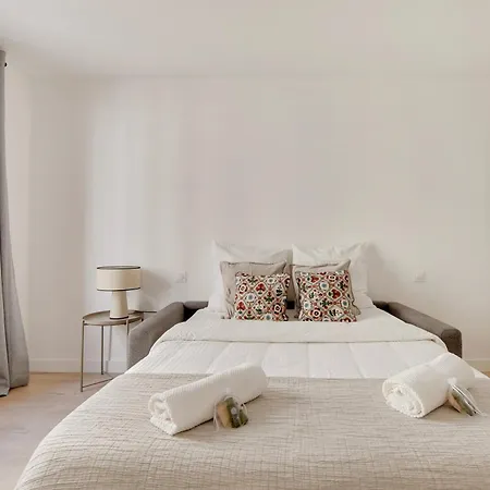 Apartment Boutiques Paris