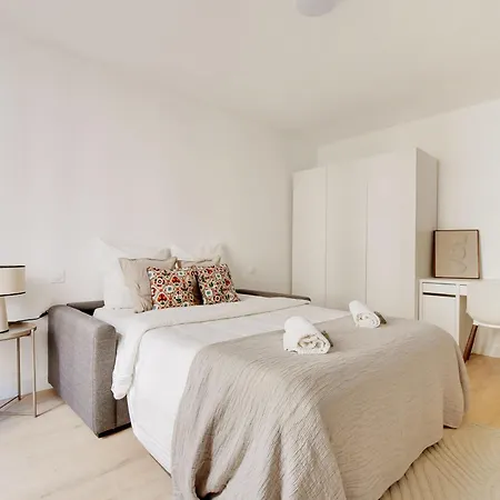 Apartment Boutiques *